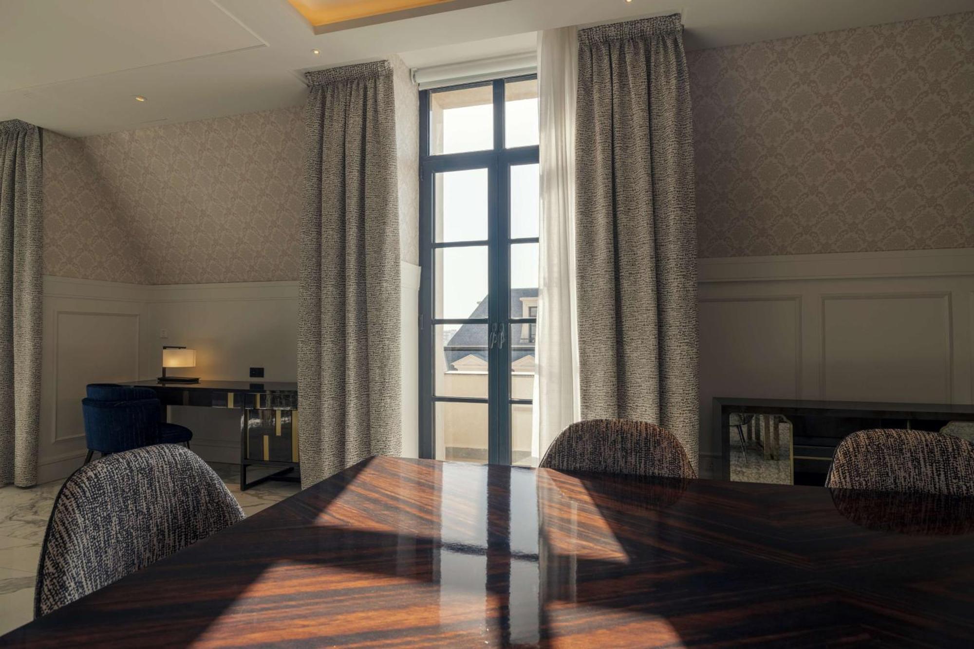 Mansard Riyadh, A Radisson Collection Hotel מראה חיצוני תמונה A room at the hotel