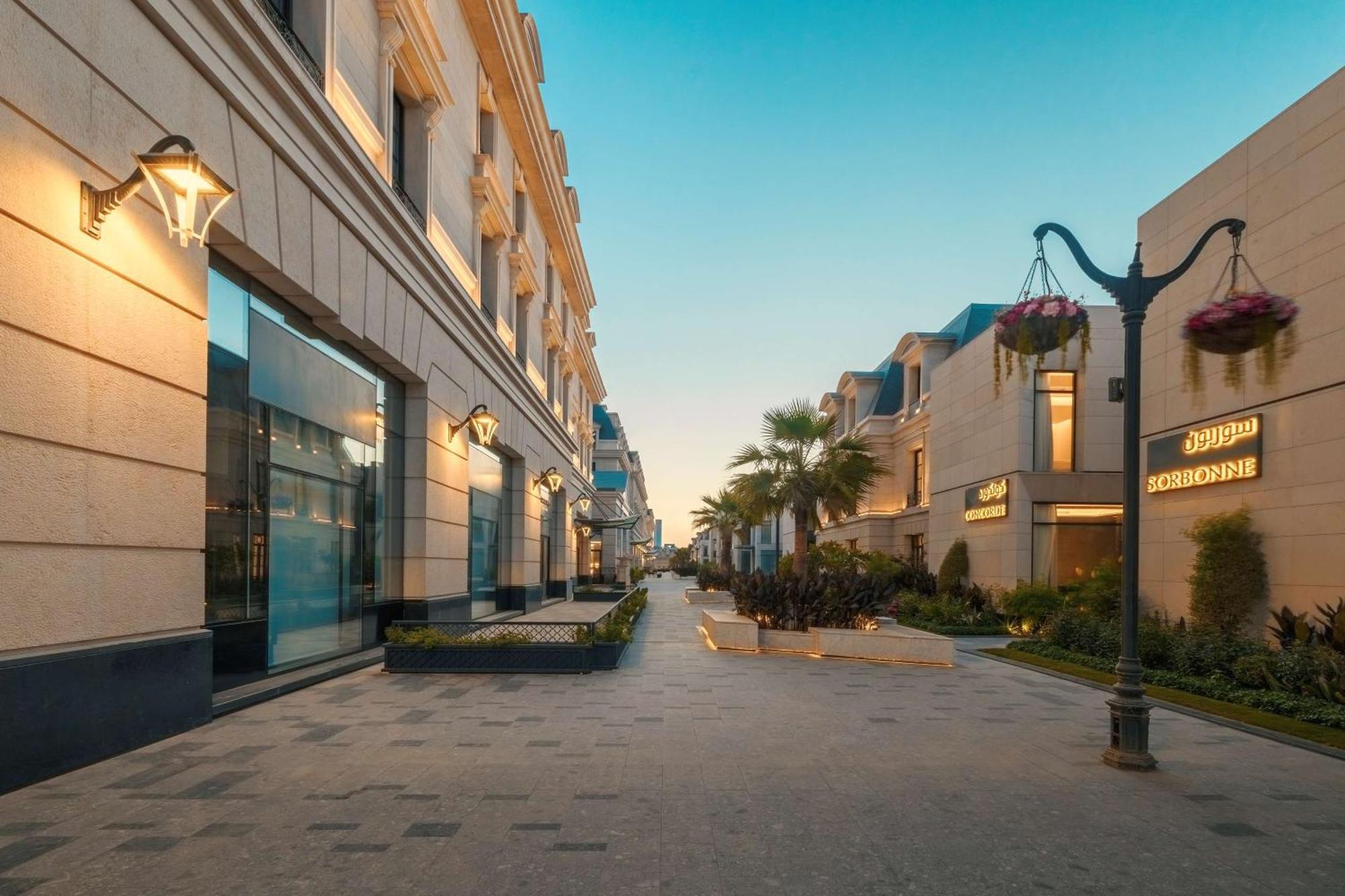 Mansard Riyadh, A Radisson Collection Hotel מראה חיצוני תמונה The Village Outlet
