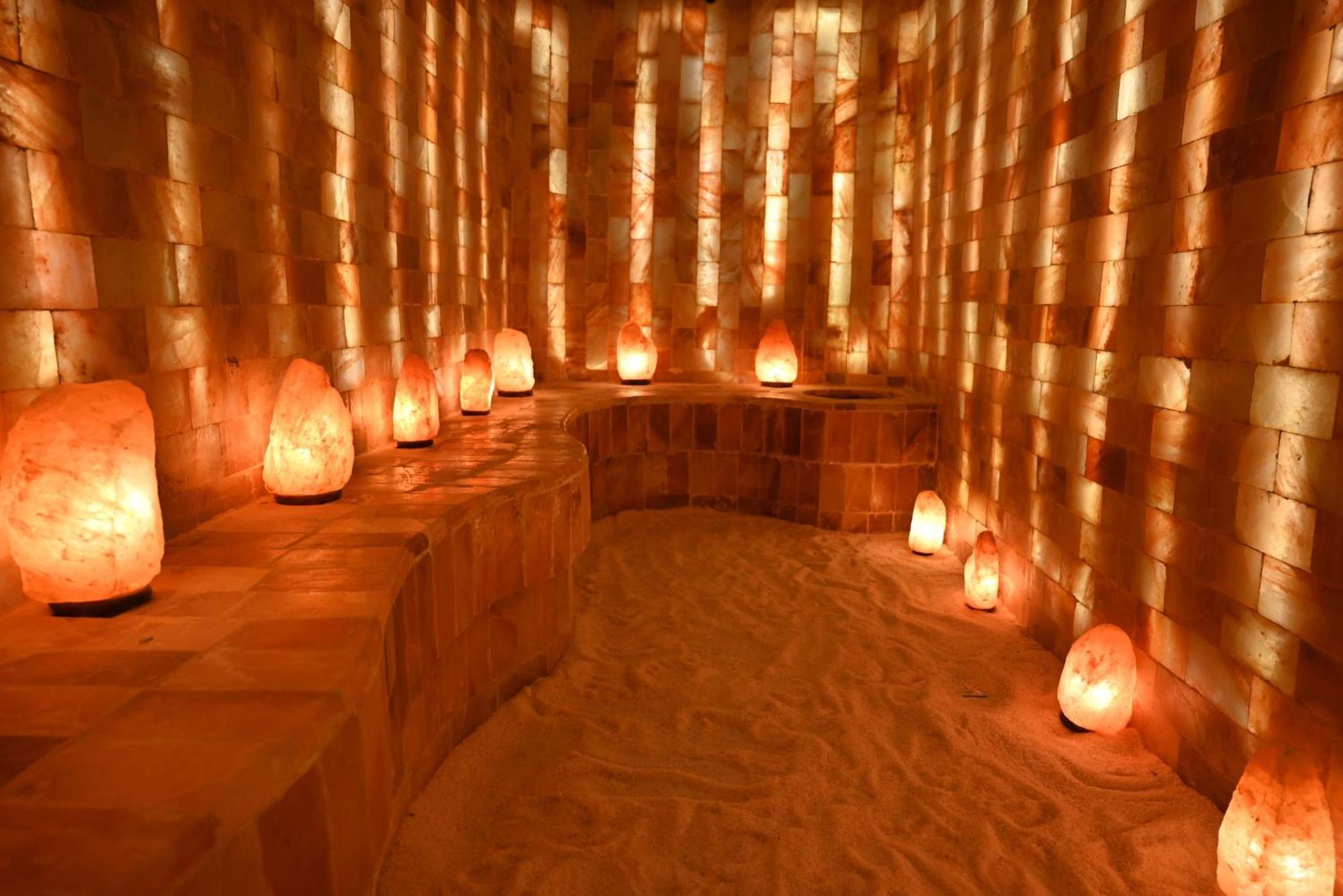 Mansard Riyadh, A Radisson Collection Hotel מראה חיצוני תמונה Himalayan salt cave