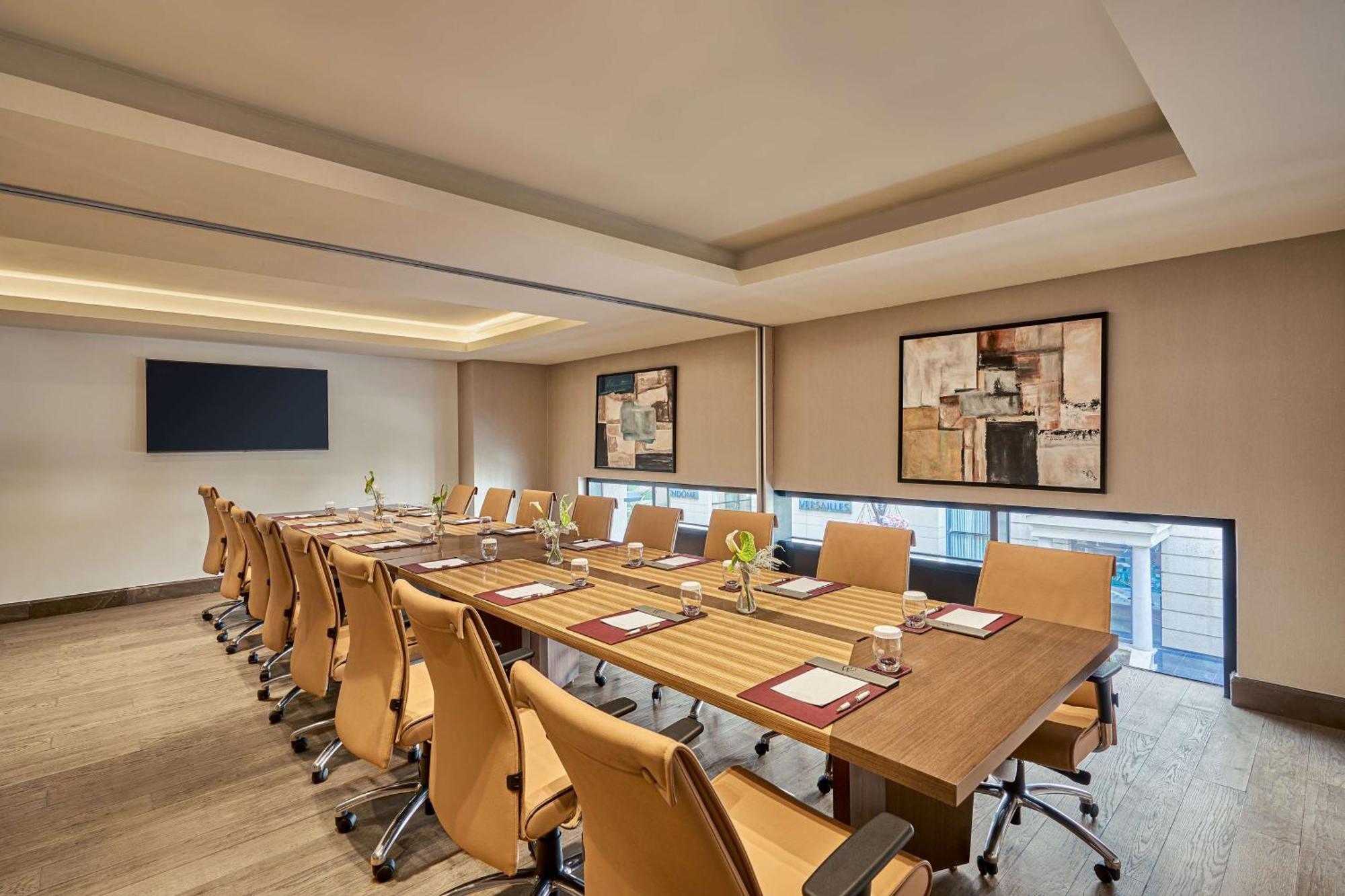 Mansard Riyadh, A Radisson Collection Hotel מראה חיצוני תמונה Meeting room